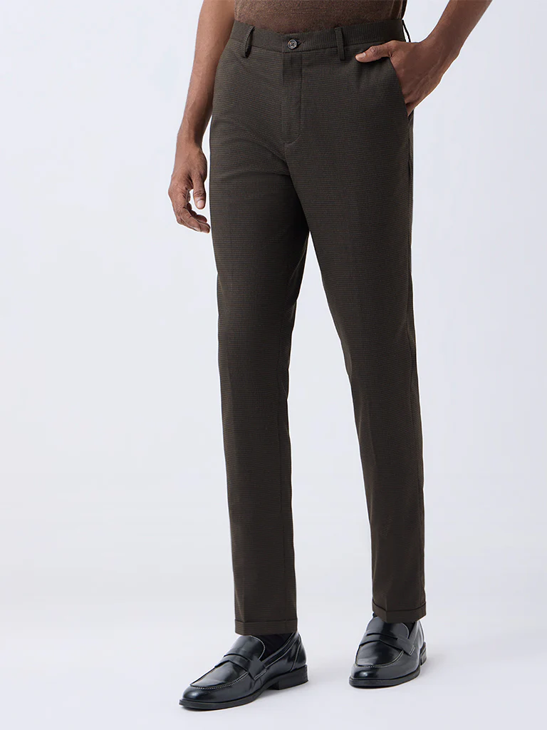 WES Formals Brown Checkered Slim-Fit Mid-Rise Trousers - Image 2