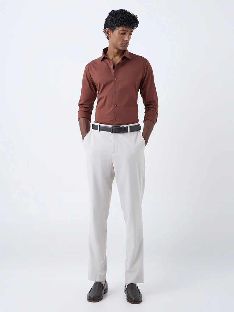 WES Formals Brown Solid Ultra Slim Fit Cotton-Blend Shirt - Image 4
