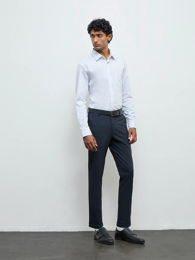 WES Formals Charcoal Solid Slim-Fit Mid-Rise Trousers