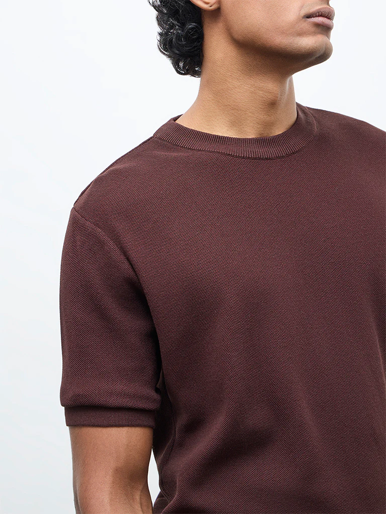 WES Formals Dark Brown Knitted Slim-Fit T-Shirt - Image 3