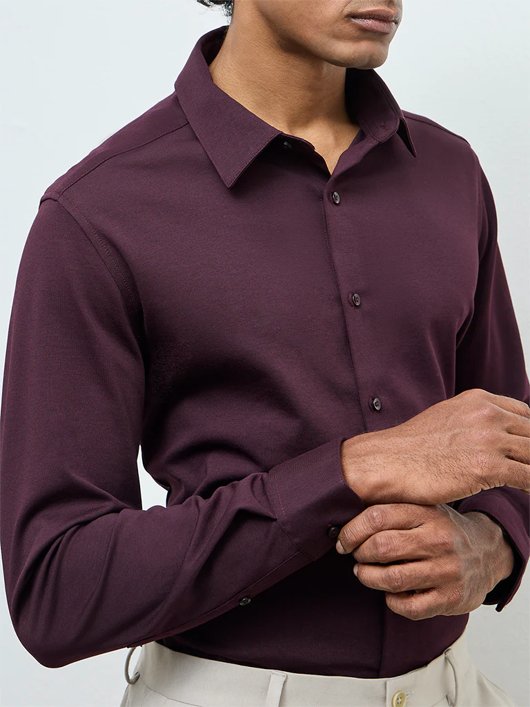 WES Formals Dark Wine Slim-Fit Cotton-Blend Shirt - Image 4