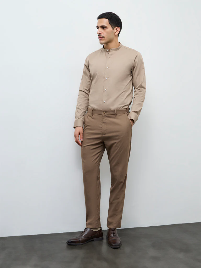 WES Formals Khaki Solid Slim-Fit Cotton-Blend Shirt - Image 3
