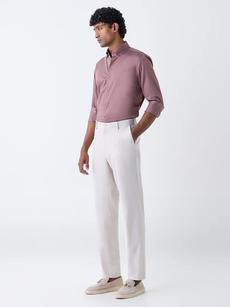 WES Formals Mauve Solid Slim-Fit Cotton-Blend Shirt - Image 4