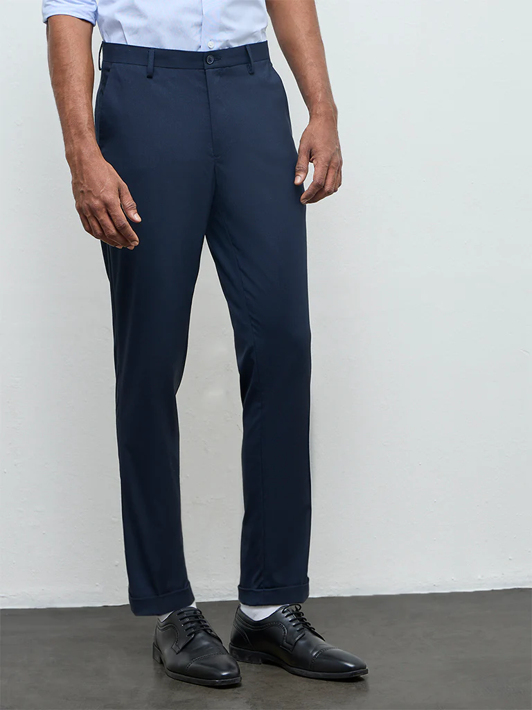 WES Formals Navy Solid Carrot Fit Mid-Rise Trousers - Image 3