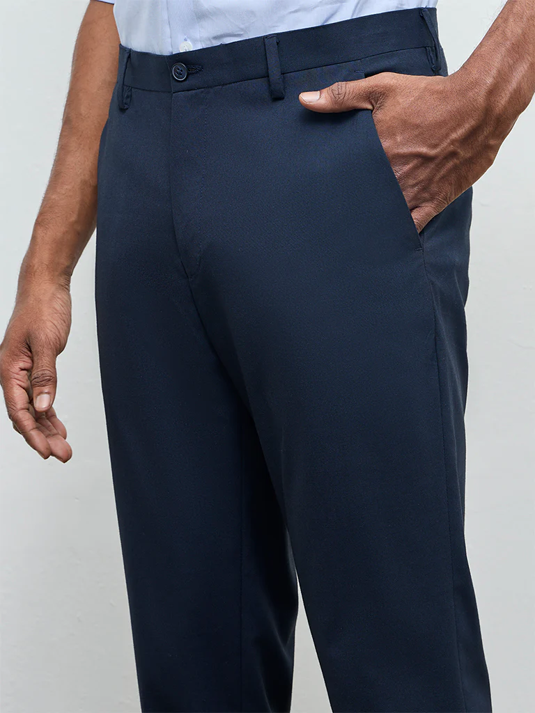 WES Formals Navy Solid Carrot Fit Mid-Rise Trousers - Image 4
