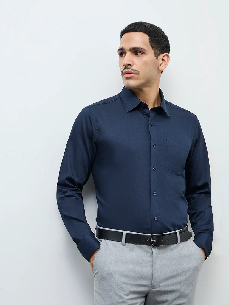 WES Formals Navy Solid Slim-Fit Cotton Shirt