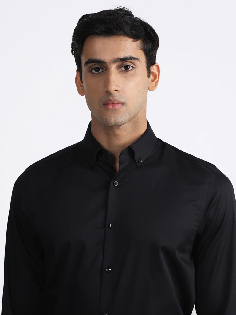 WES Formals Plain Black Slim-Fit Shirt - Image 3