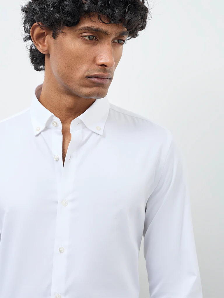 WES Formals White Solid Slim-Fit Cotton Shirt - Image 3
