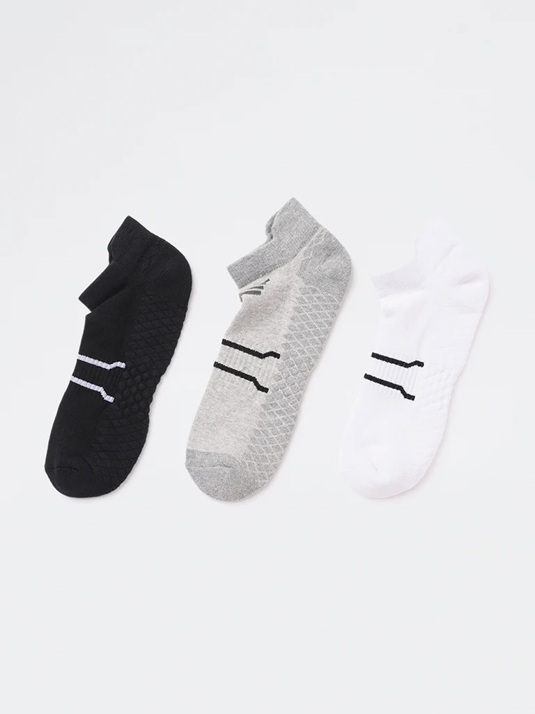 WES Lounge Grey Cotton-Blend Socks - Pack of 3