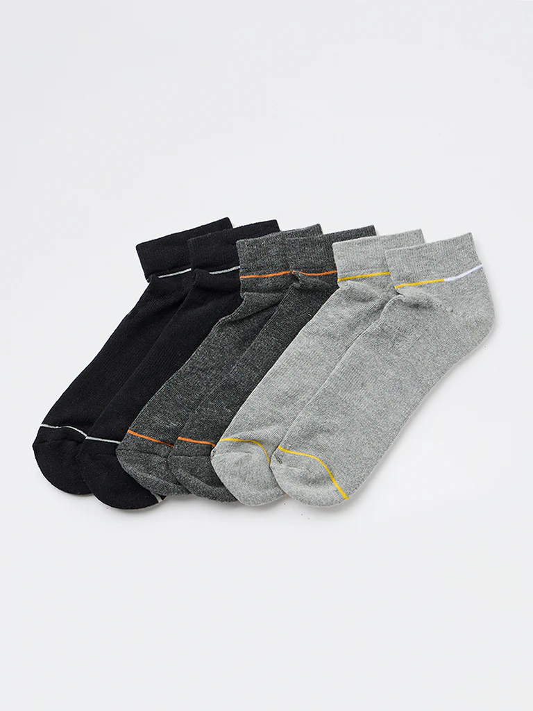 WES Lounge Grey Cotton-Blend Trainer Socks - Pack of 3 - Image 2