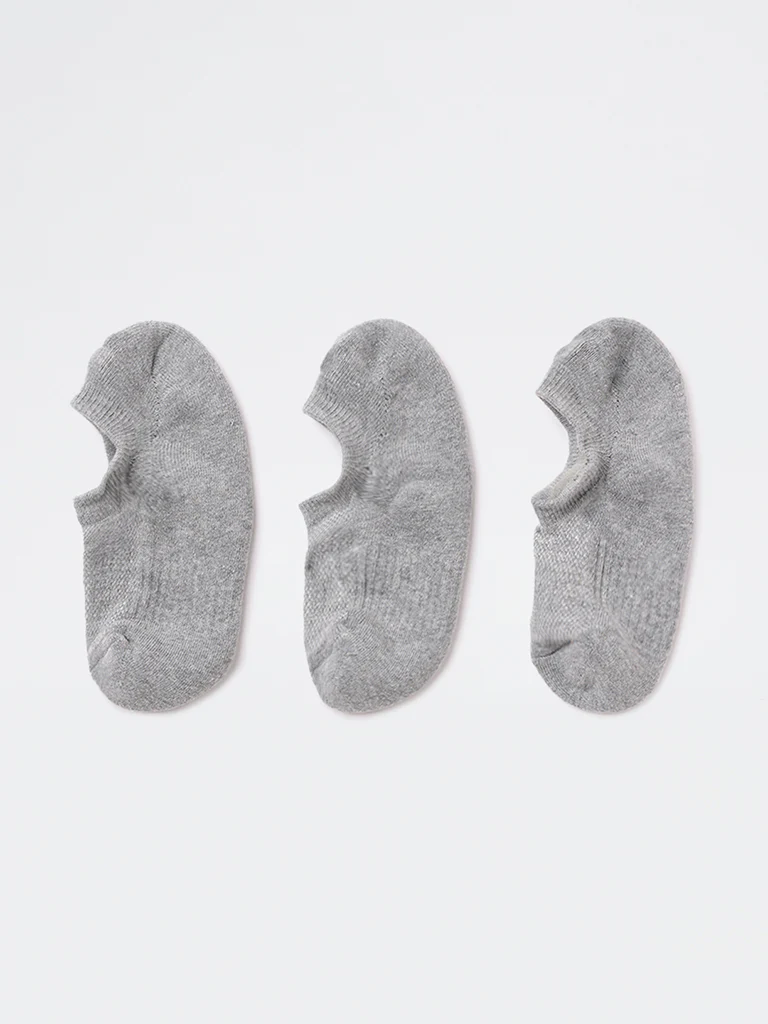 WES Lounge Grey Solid Cotton-Blend No Show Socks - Pack of 3