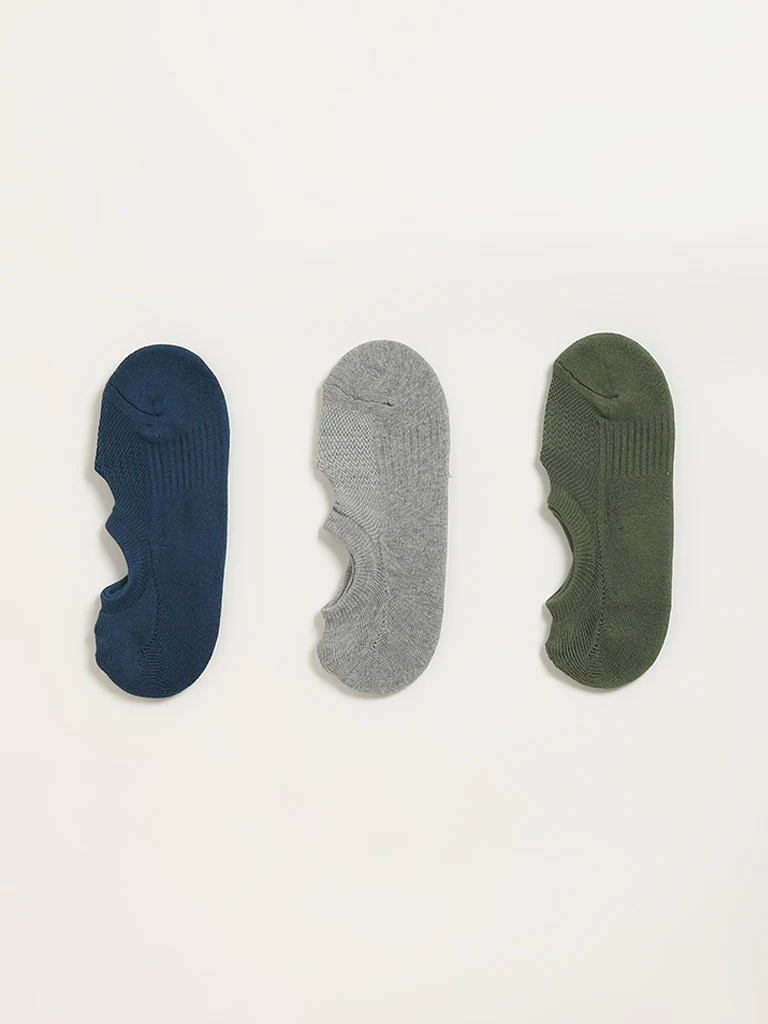WES Lounge Multicolour Solid Cotton-Blend Socks - Pack of 3