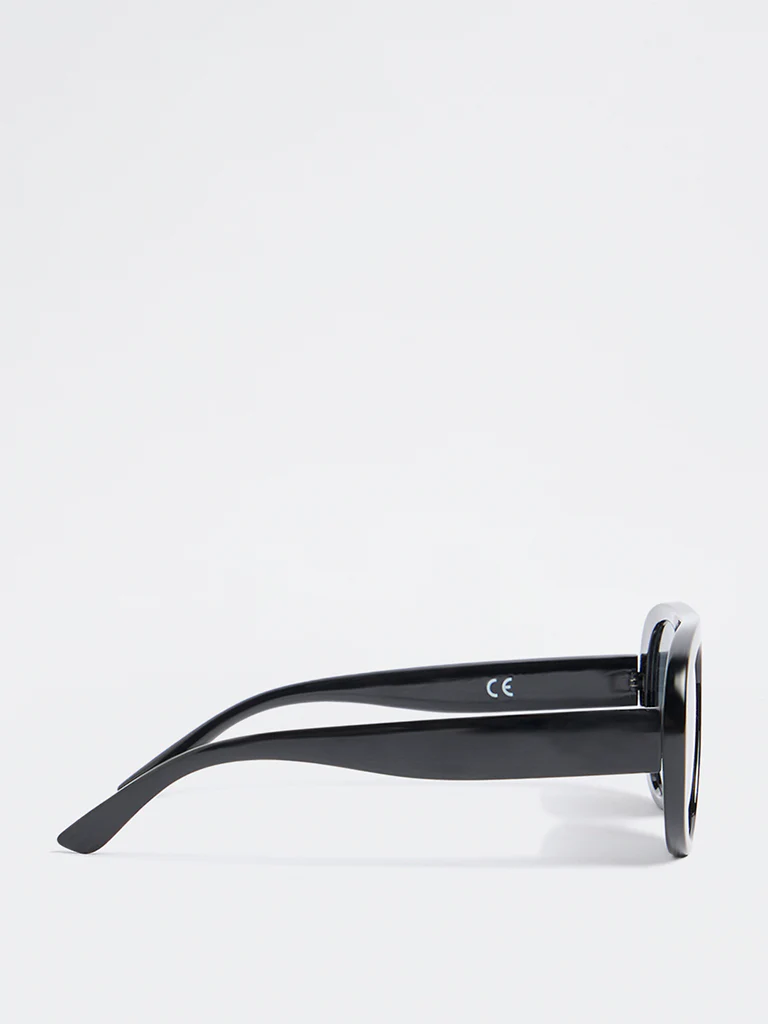 Westside Accessories Black Fancy Sunglasses - Comes with a Pouch and Cleaning Cloth - Image 3