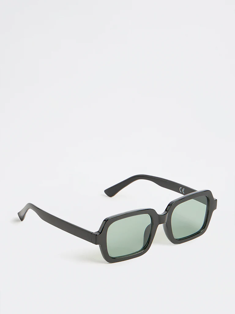 Westside Accessories Black Rectangluar Sunglasses with Pouch - Image 2