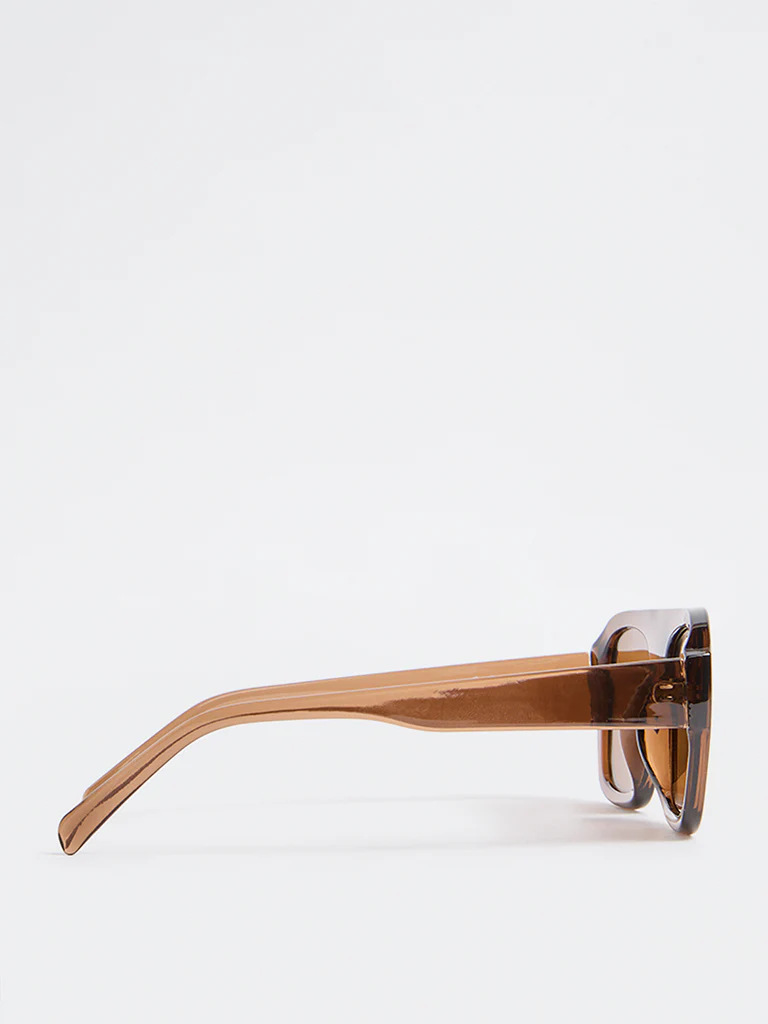 Westside Accessories Brown Acrylic Aviator Sunglasses with Pouch - Image 3