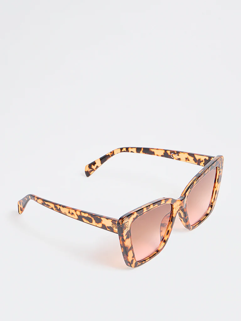 Westside Accessories Brown Turtle Design Oversized Sunglasses with Pouch - Image 2