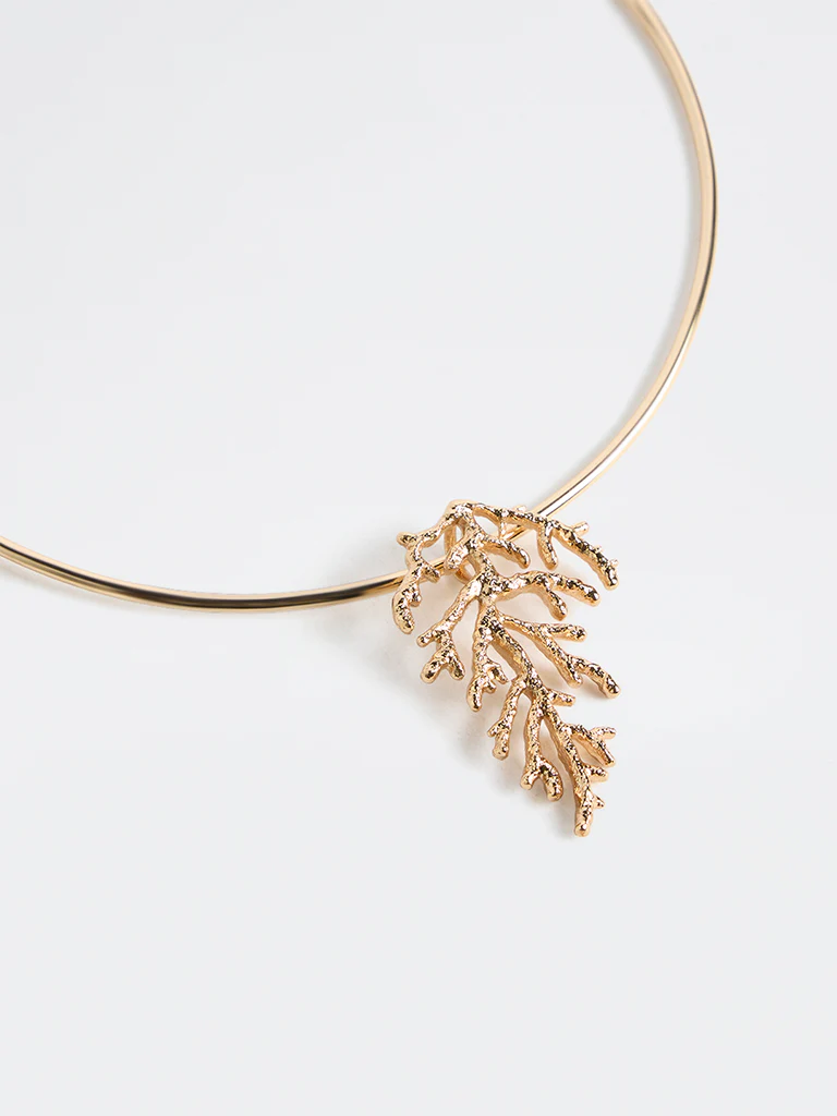 Westside Accessories Gold Reef Charm Hasli Necklace - Image 3