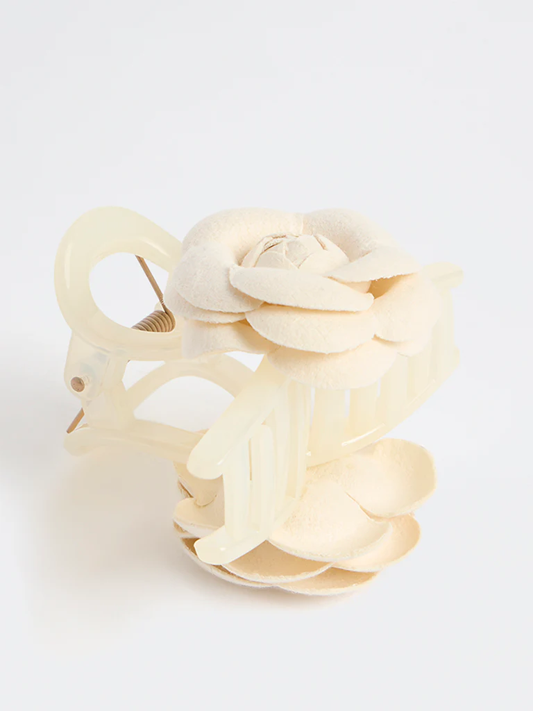 Westside Accessories Off-White Floral Claw Clip - Image 2