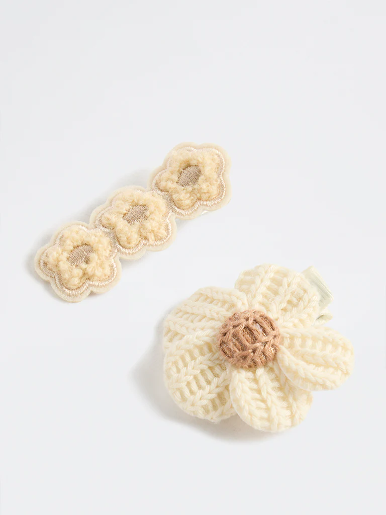 Westside Accessories Off-White Floral Crochet Hair Clips - Image 2