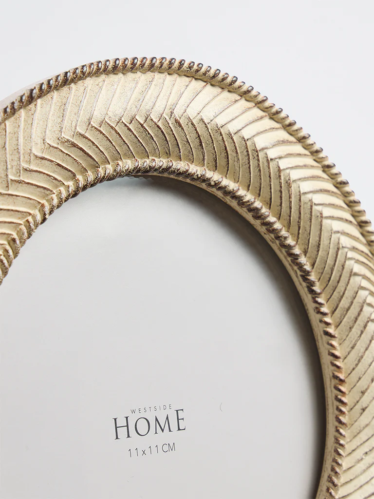 Westside Home Beige Stripe-Textured Round Photo Frame - Image 4
