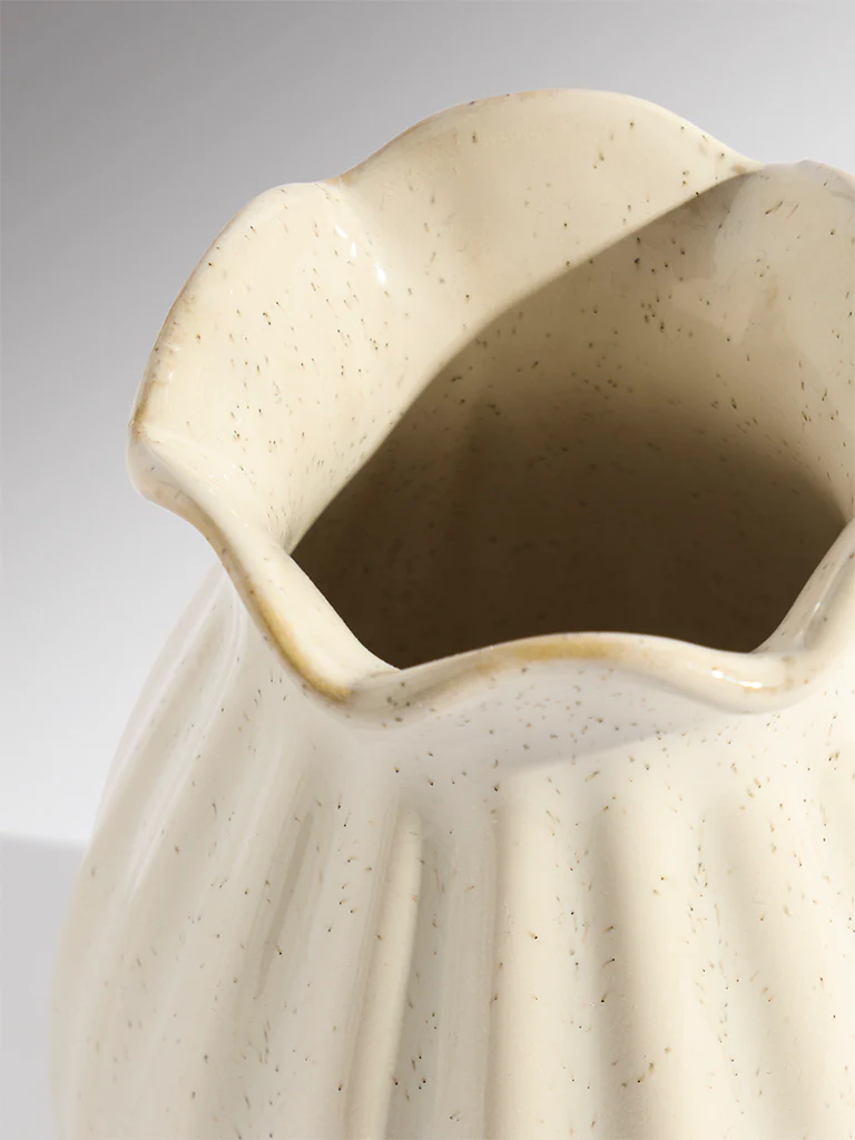 Westside Home Cream Ceramic Frill Vase - Image 3