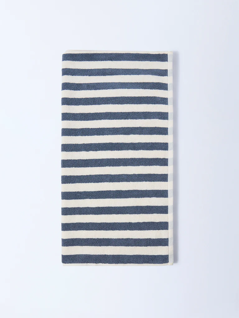Westside Home Dusty Blue Stripe Pattern Bath Towel
