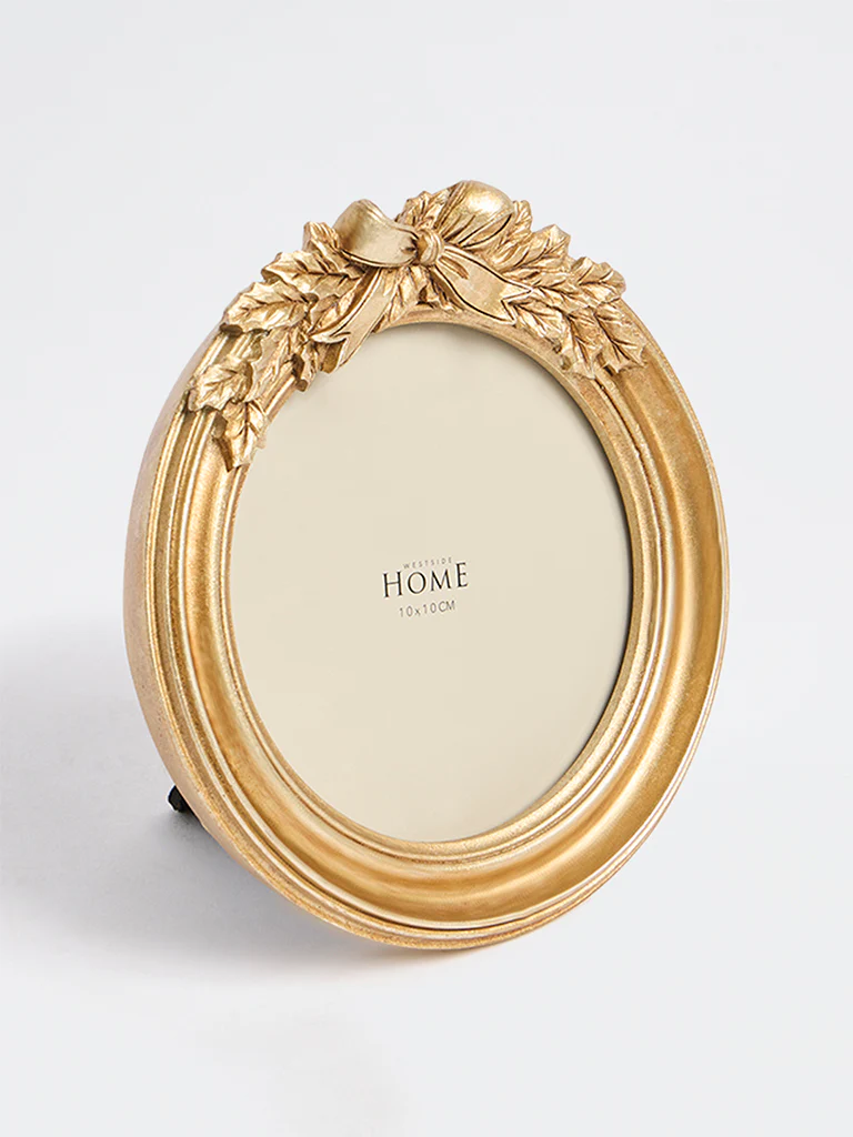 Westside Home Gold Metal Wreath Photo Frame - Image 2