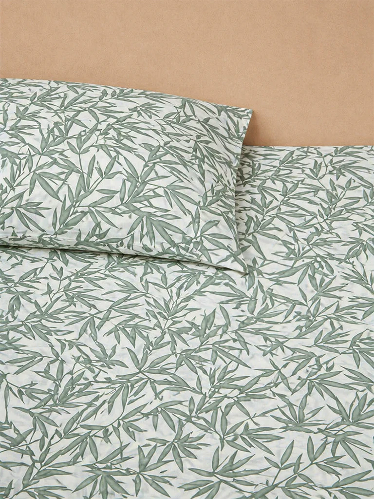 Westside Home Green Bamboo Leaf Printed Queen Bed Sheet Set - Image 2