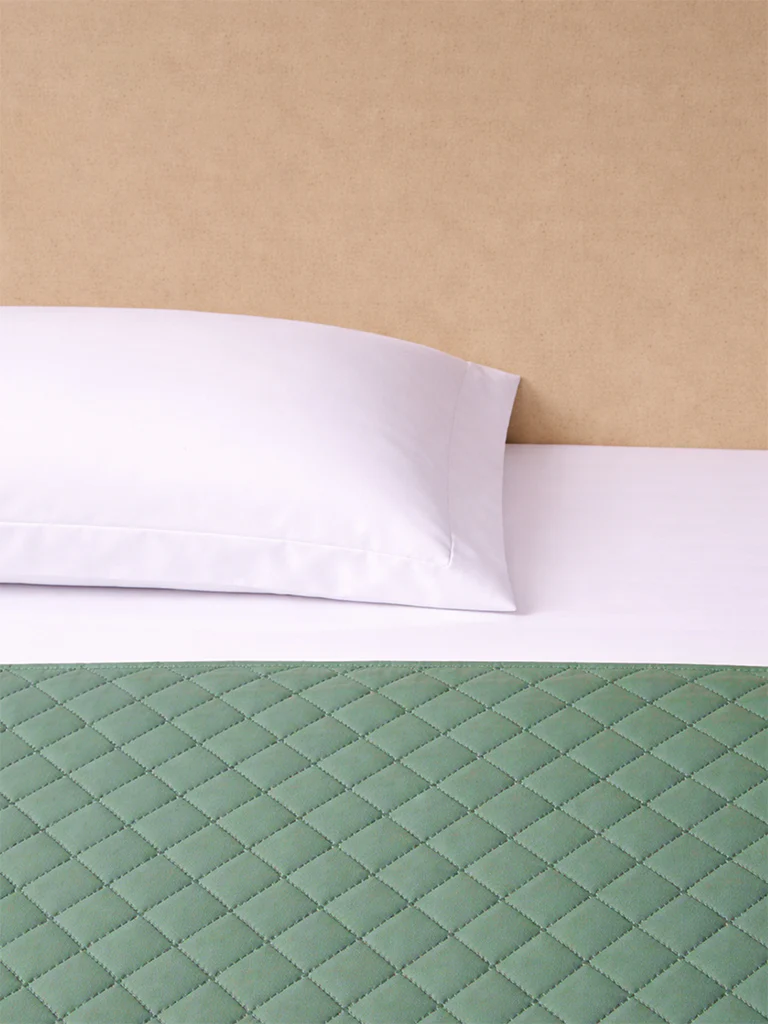 Westside Home Green Queen Heat Seal Quilt - Image 2