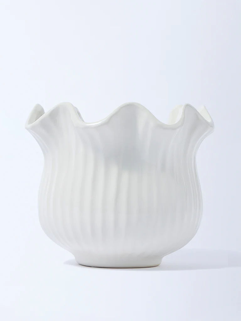 Westside Home Off-White Ceramic Frill Pot