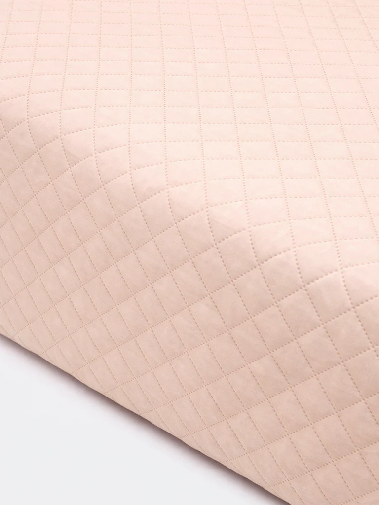 Westside Home Pink Queen Heat Seal Quilt - Image 3