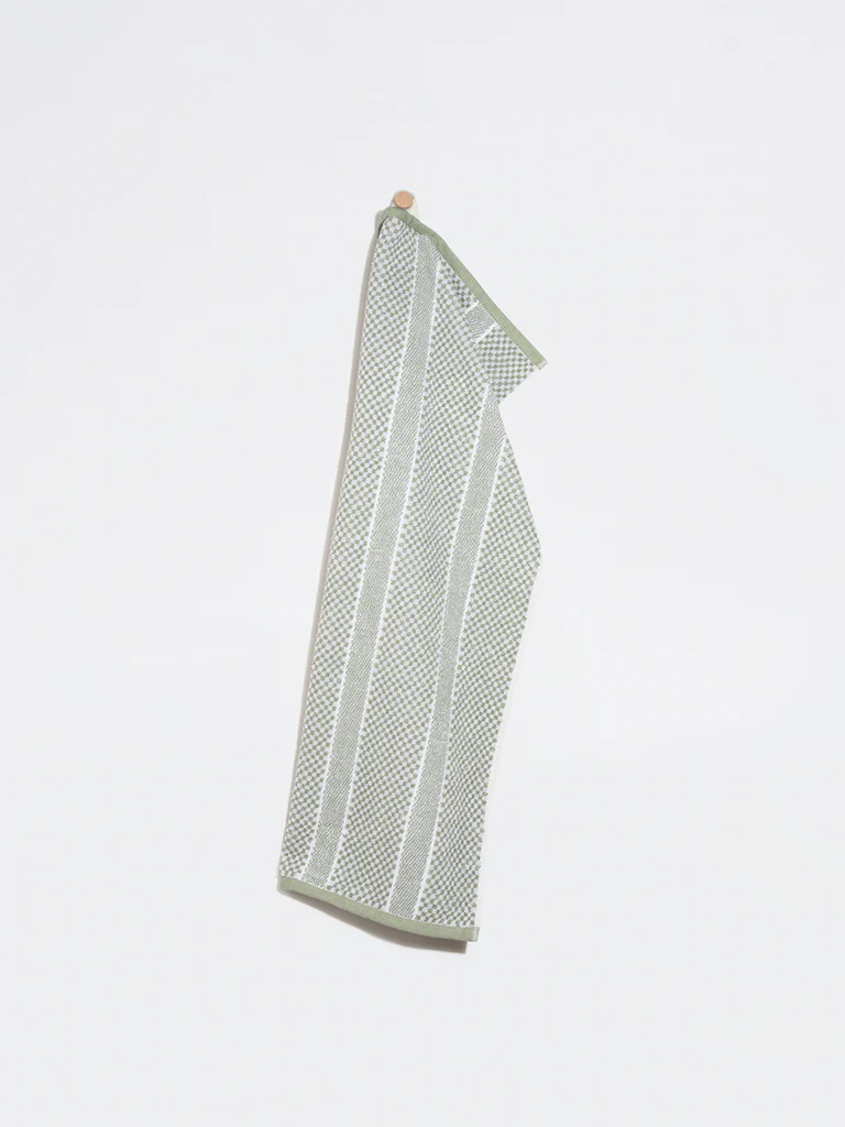 Westside Home Sage Popcorn Textured Hand Towel
