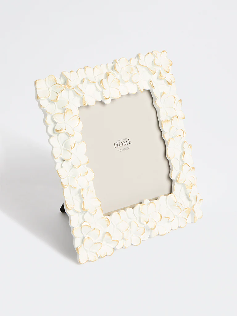 Westside Home White Resin Flower Photo Frame - Image 2