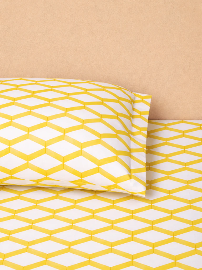 Westside Home Yellow Rhombus Printed Queen Bed Sheet Set