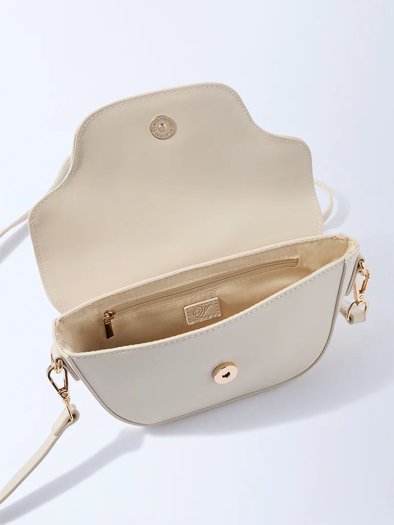 Westside Off-White Hardware-Detailed Sling Bag - Image 4