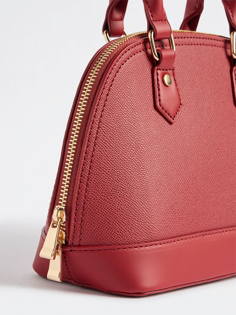 Westside Red Shoulder Bag - Image 3