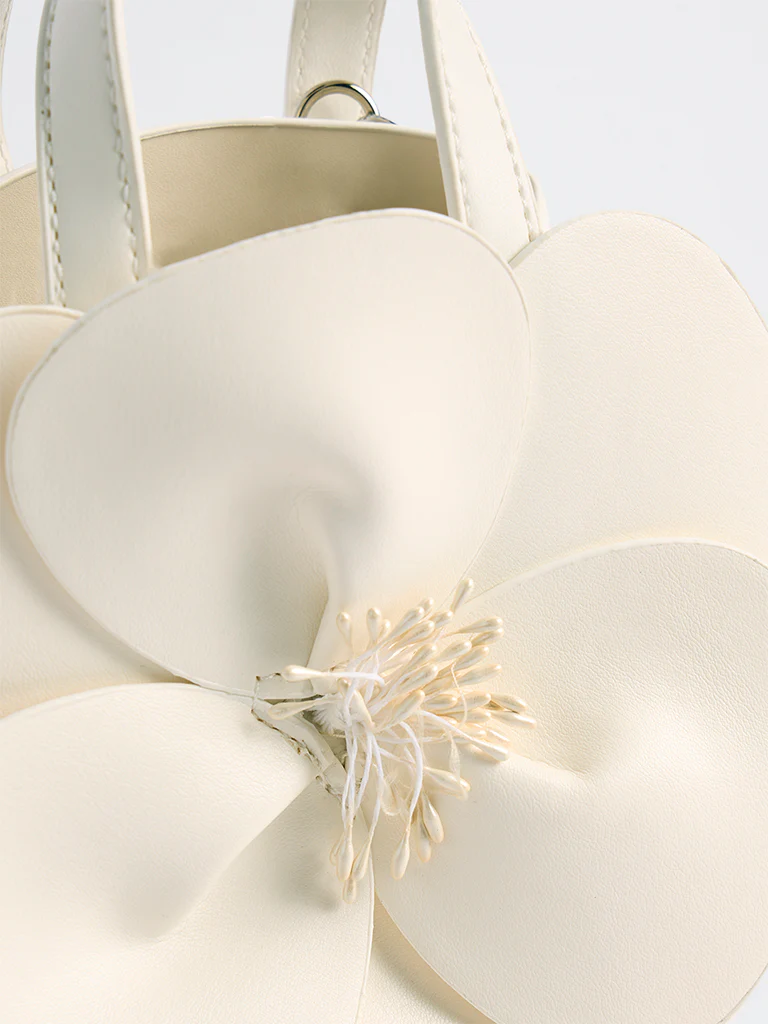 Westside White Floral Embellished Handbag with a Pouch - Image 3