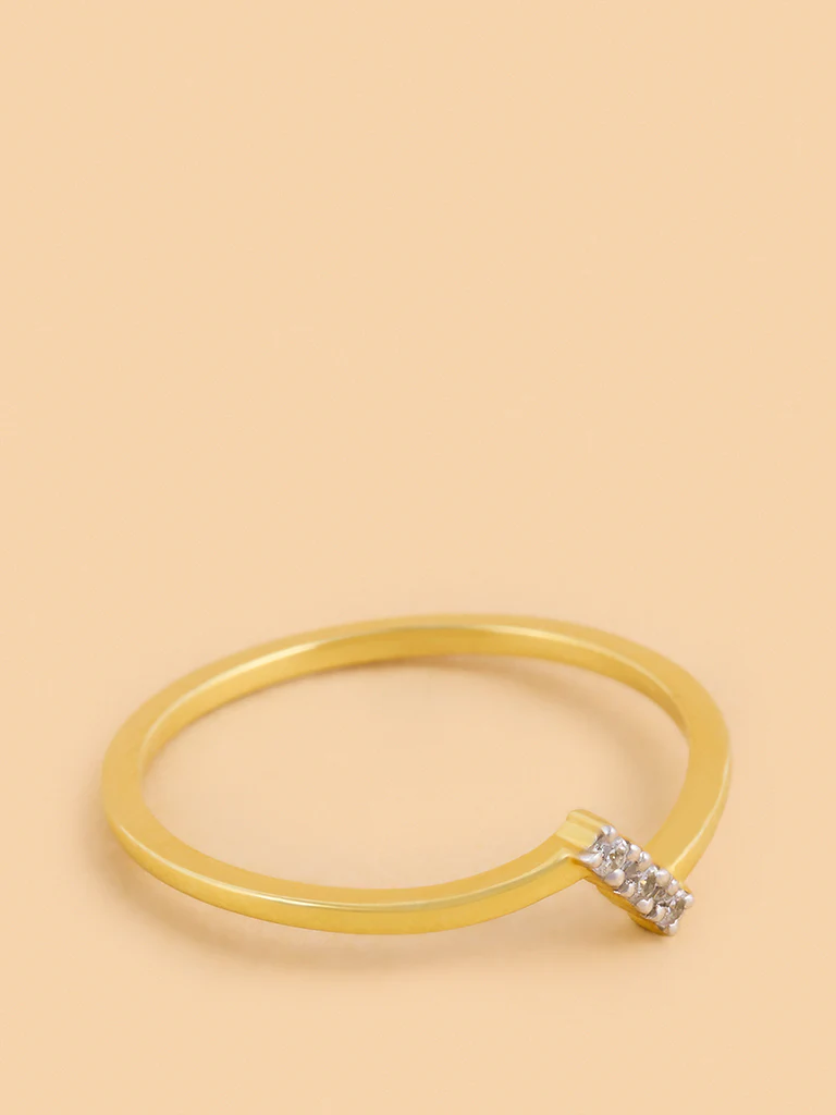 Chic Ring with Cluster Set Lab Diamond - Image 3