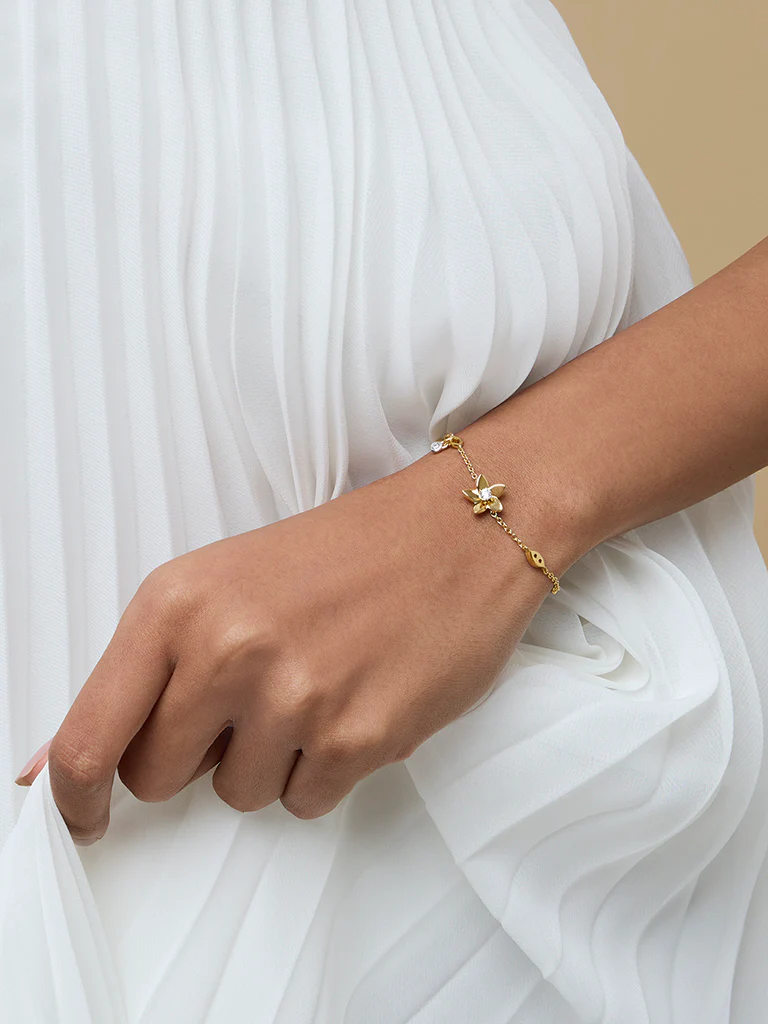 Gold Classic Floral Bracelet - Image 6
