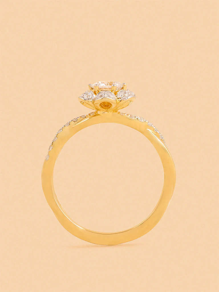 Gold Classic Floral Ring - Image 3