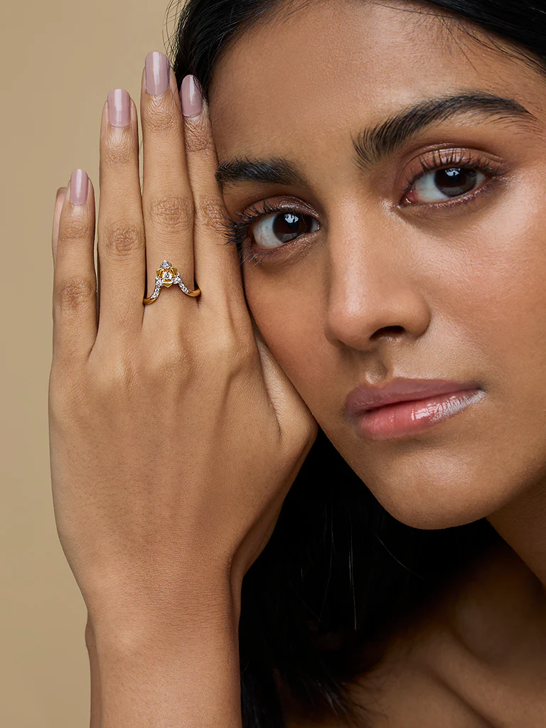Gold Multilayer Rose V Ring