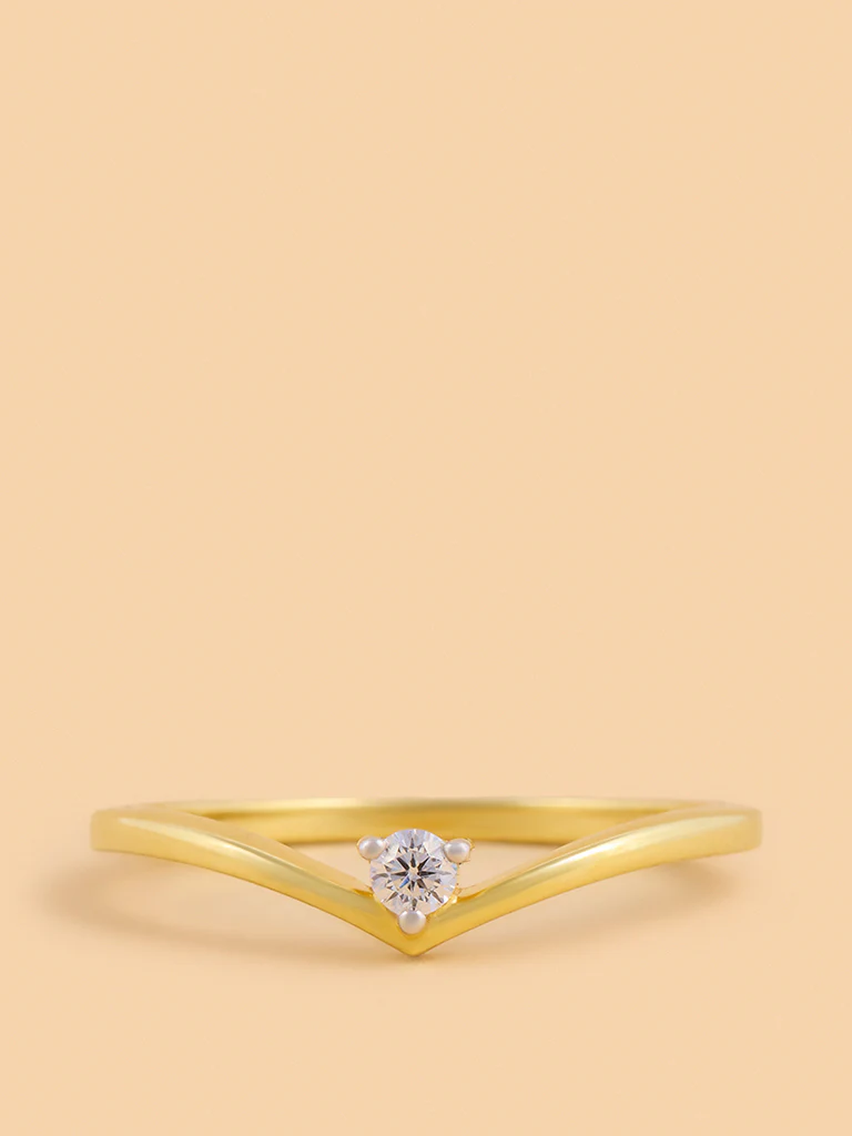 Sleek Wave Lab Diamond Ring - Image 2