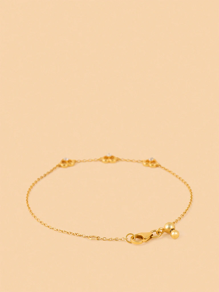 Tripe Lab Diamond Heart Prong Bracelet - Image 2