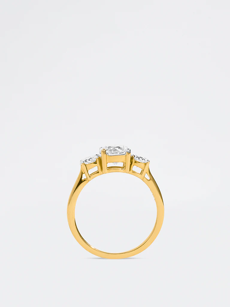 Three Stone Lab Diamond Ring - Image 3
