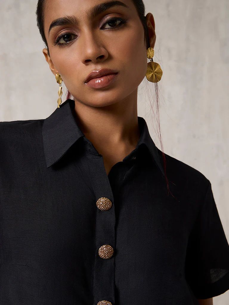 Black Cropped Shirt - Image 3