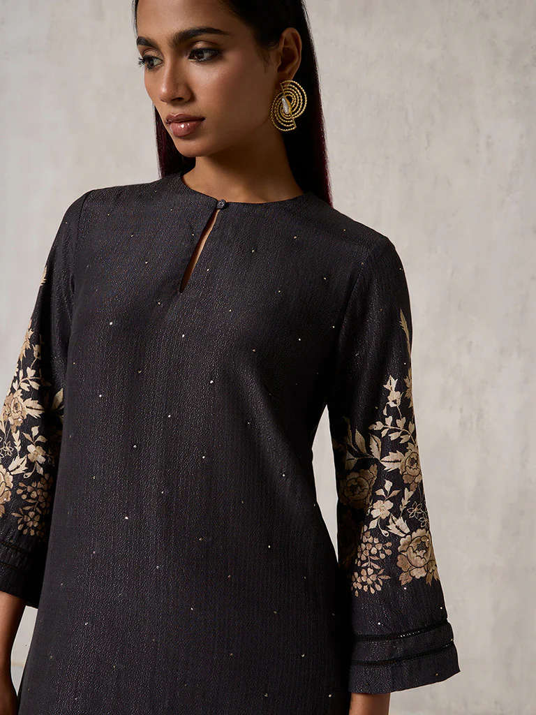 Floral Design Black Kurta Set - Image 4