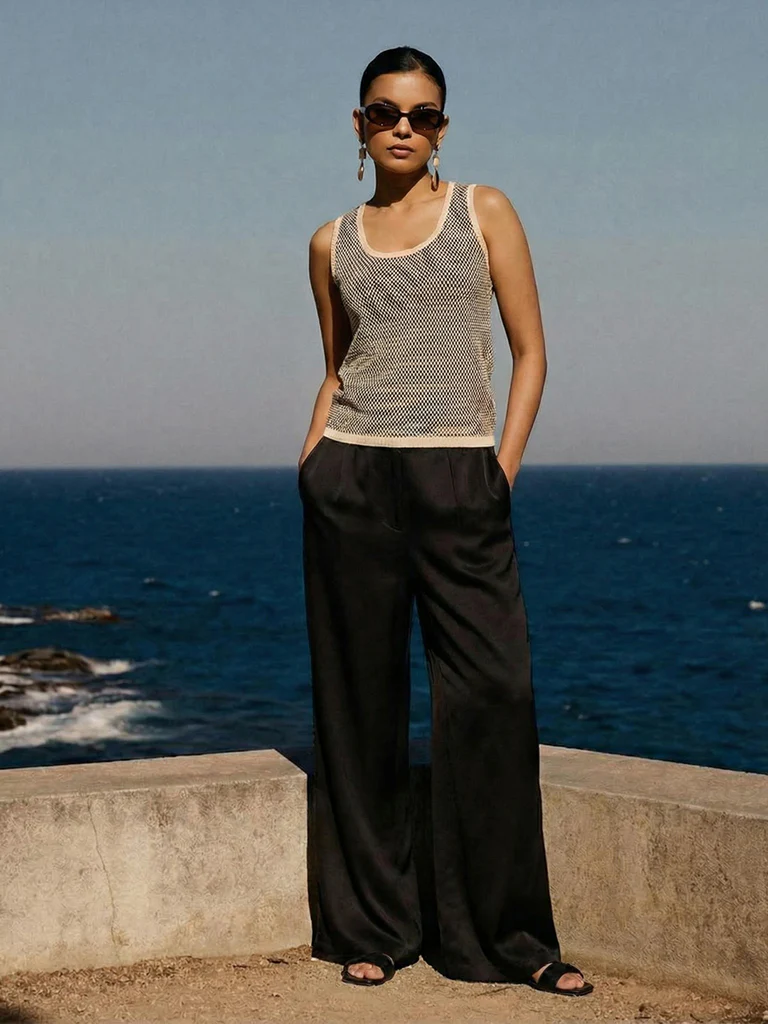 Knit-Textured Tank Top - Black