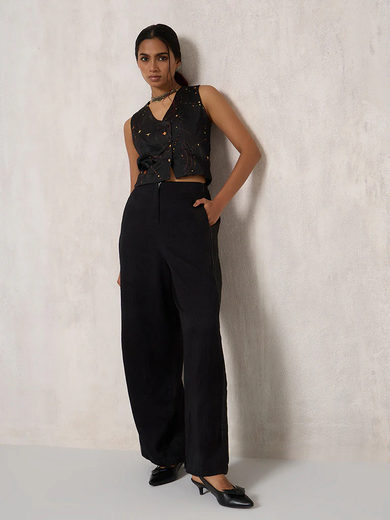 Solid High-Rise Black Pants - Image 2