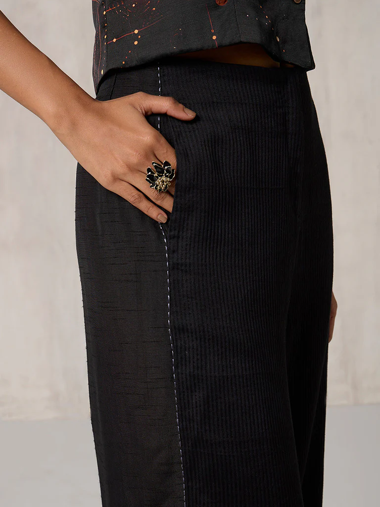 Solid High-Rise Black Pants - Image 3