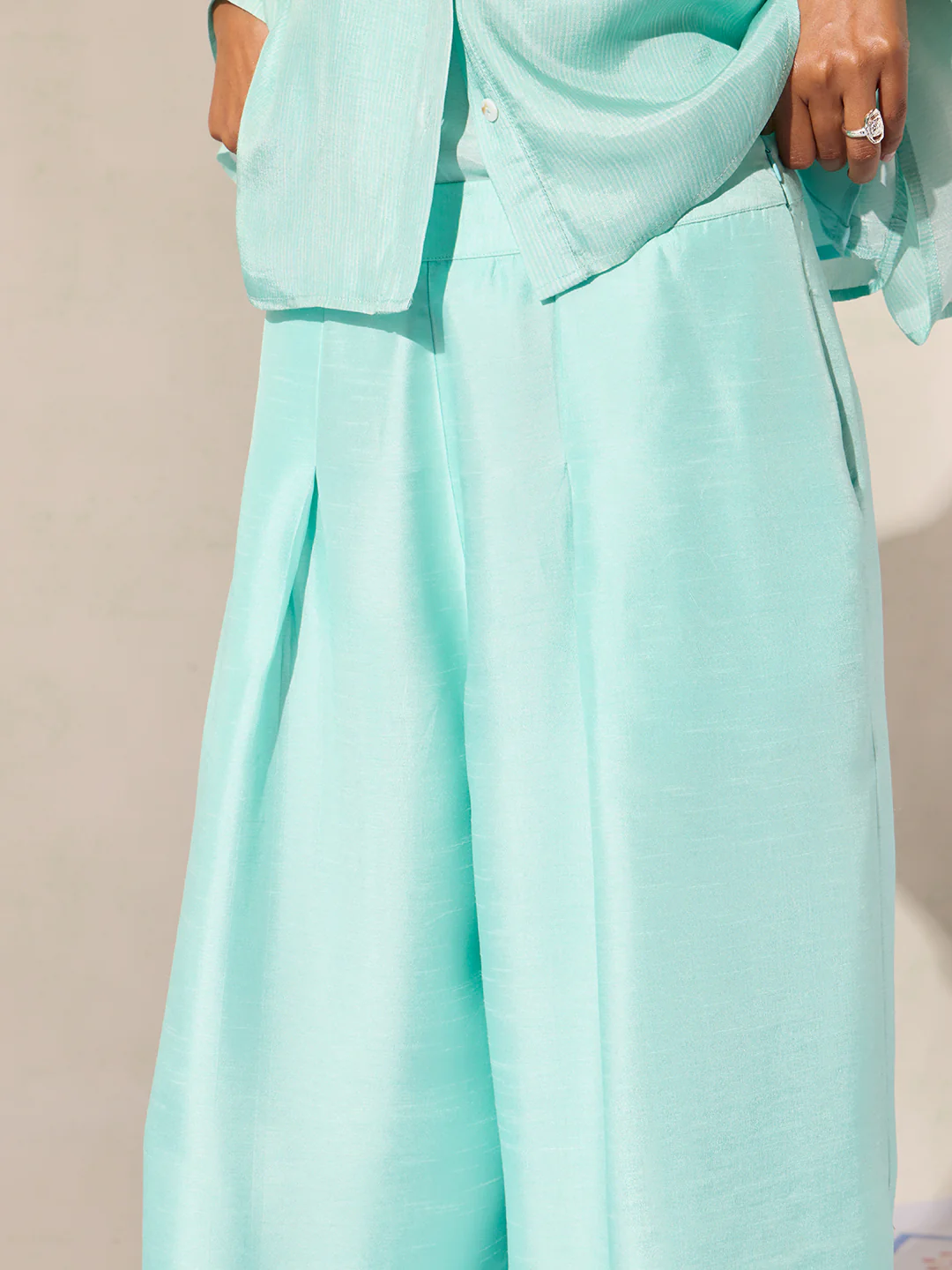 Wide-Leg Solid Pants - Blue - Image 3